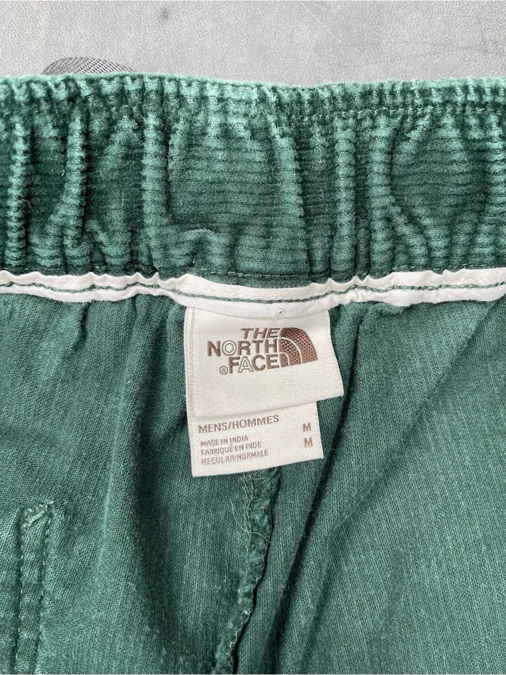 The North Face Berkeley Cord Field Corduroy Trousers Pants Mens Medium
